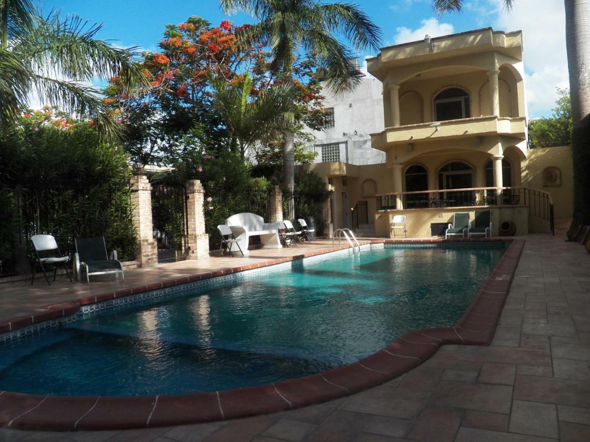 Best Western Hotel Plaza Matamoros Exteriör bild